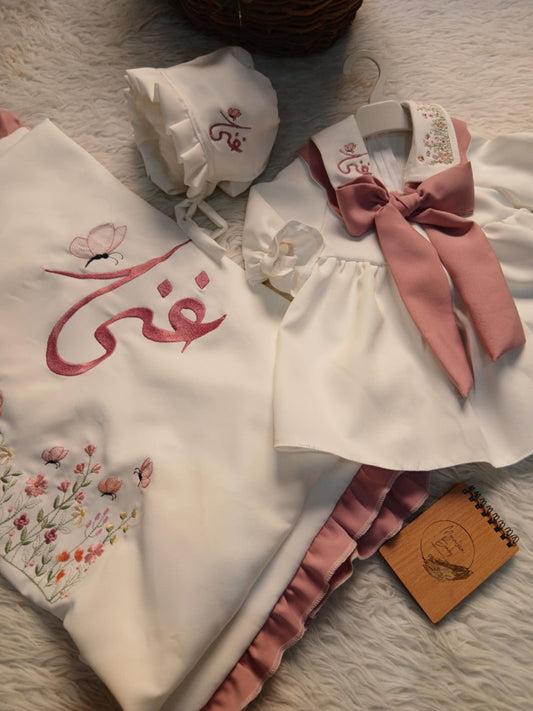 بطانيه + فستان + قبعه فرنسيه